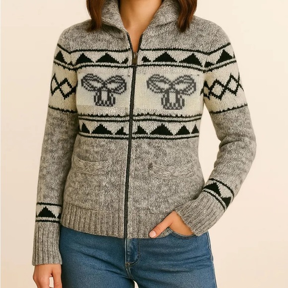 TNA Sweaters - TNA Gray and Black Patterned Women's Cardigan